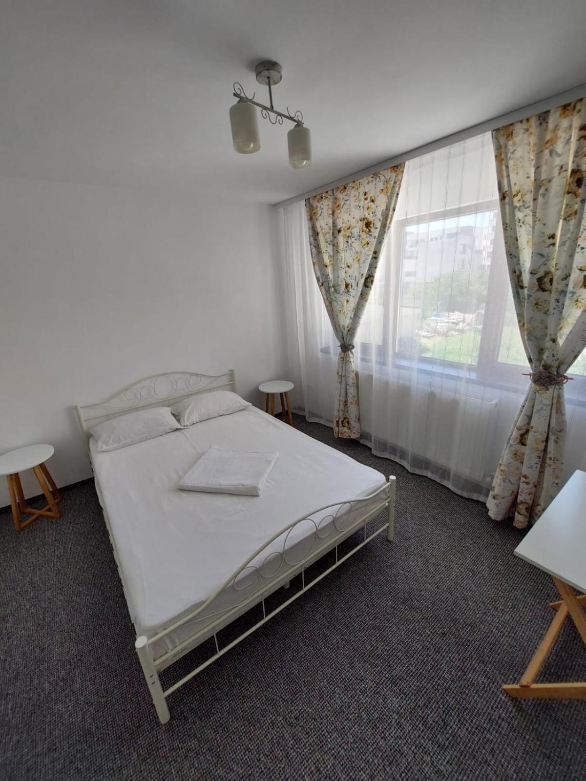 Отель Casa Jolie Констанца Экстерьер фото